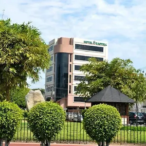 Castell - Cerca Del Aeropuerto Hotel